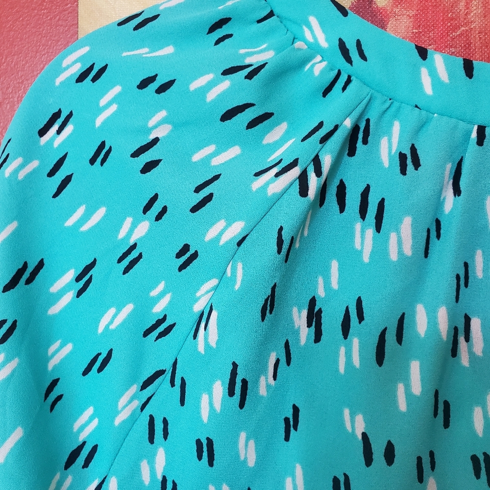 Turquoise Black and White quarter length Blouse